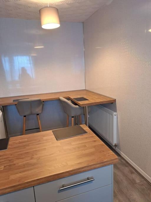 1 Bed Apart Dowlais Екстер'єр фото